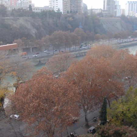 River Side Apartment Tbilisi Esterno foto