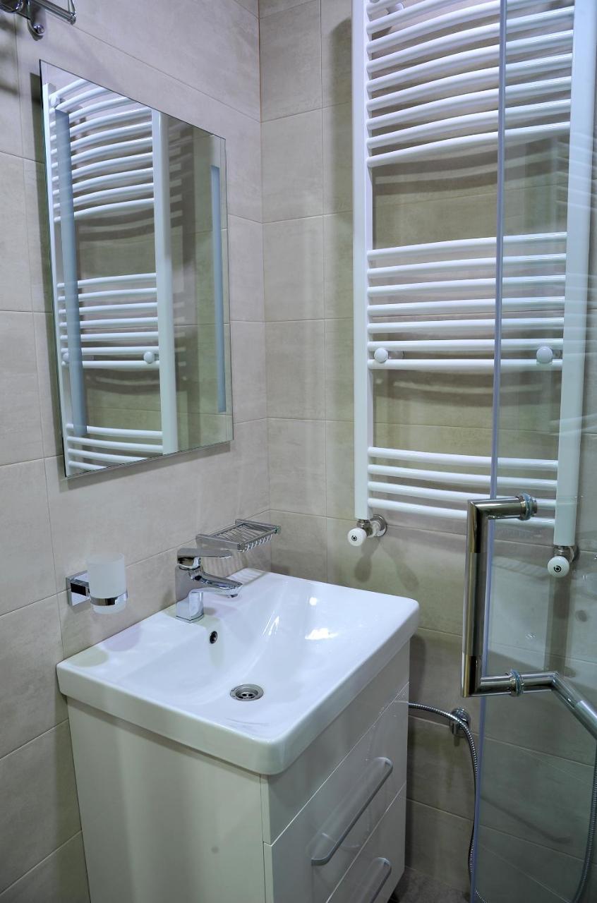 River Side Apartment Tbilisi Esterno foto