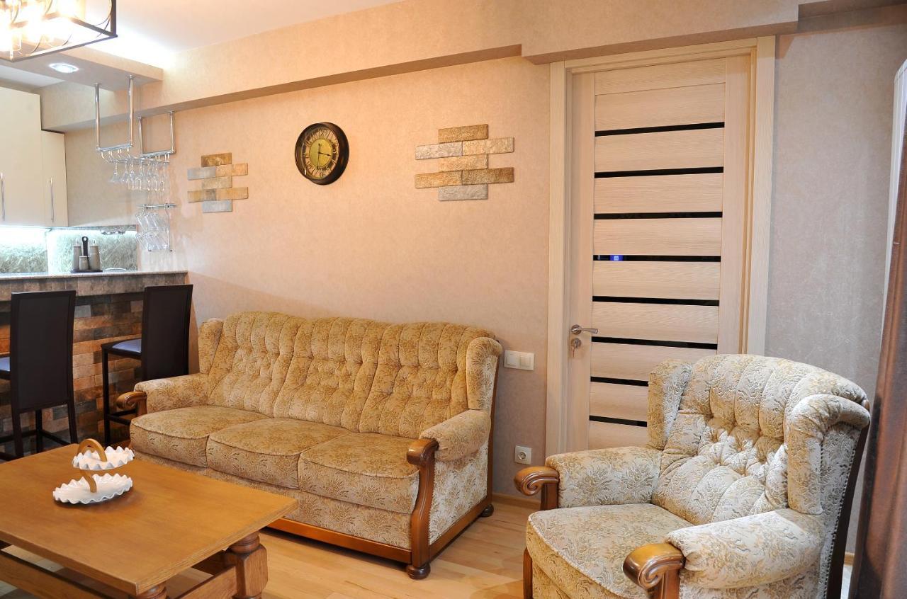 River Side Apartment Tbilisi Esterno foto