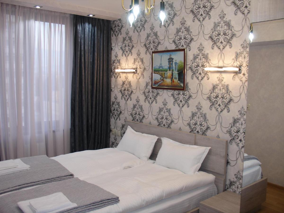 River Side Apartment Tbilisi Esterno foto